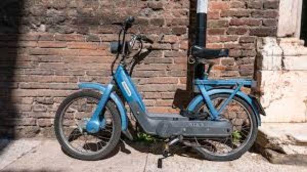 Stupore a Parma, ritrovato Ciao rubato nel 1987: era a casa di un pregiudicato