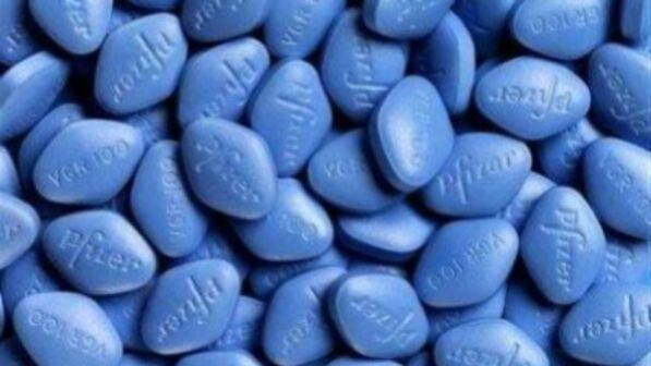 Egitto, uccide il marito con un cocktail di Viagra e sonniferi: arrestata