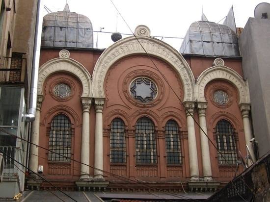 Turchia,giovani ebrei nel mirino di Isis: sotto protezione scuole e sinagoga
