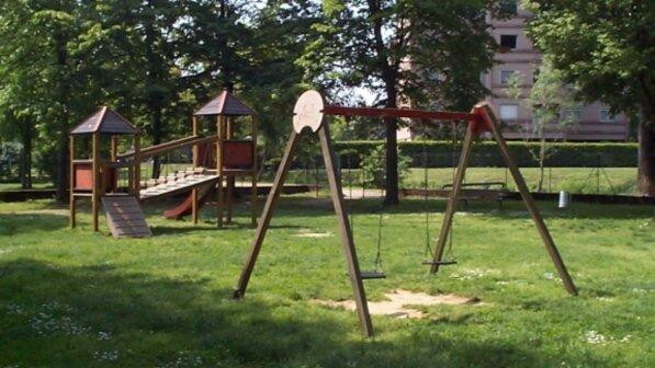 Cassazione: ok licenziamento se il papà in congedo parentale non sta col figlio