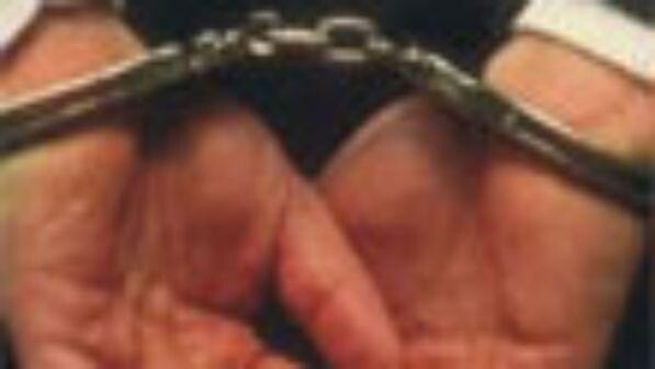 Chieti, all'altare con la sposa: arrivano i carabinieri e lo arrestano