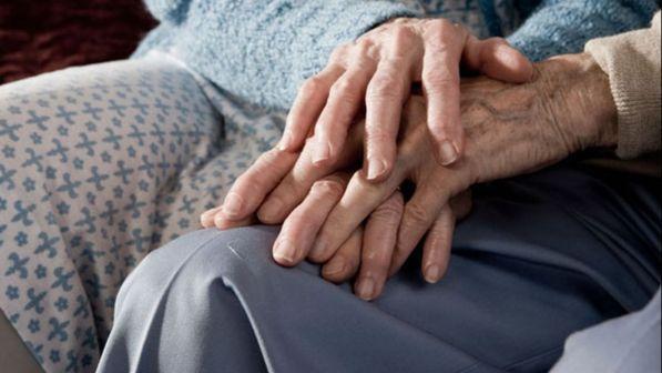 Giappone, 9 milioni di anziani vivranno da soli nel 2040