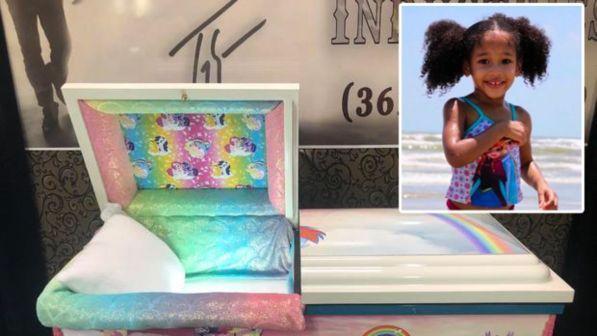 La commovente storia di Maleah Davis, uccisa dal patrigno | La bimba di 4 anni sepolta nella bara dei Miny Pony