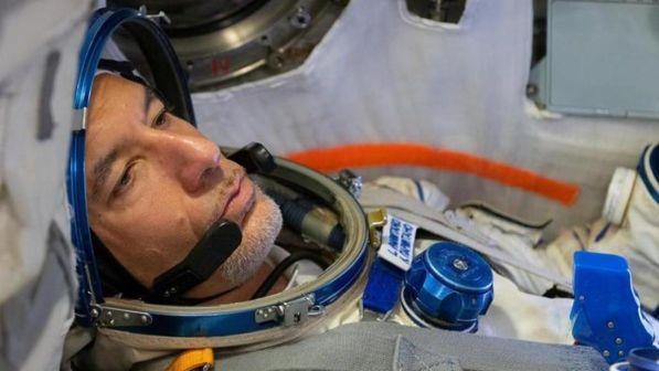 Tutto pronto per il lancio della Soyuz, Parmitano già a bordo | Diretta video