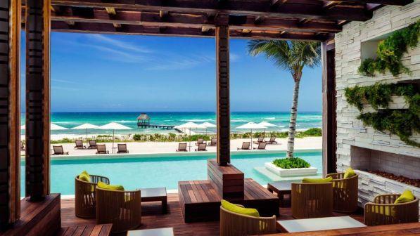 Messico, il lavoro dei sogni: cercasi persona disposta a testare per un anno spiagge e resort di lusso