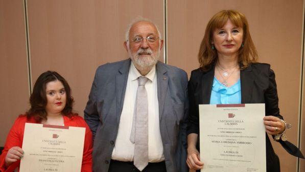 Cosenza, ragazza con sindrome di Down si laurea con la mamma