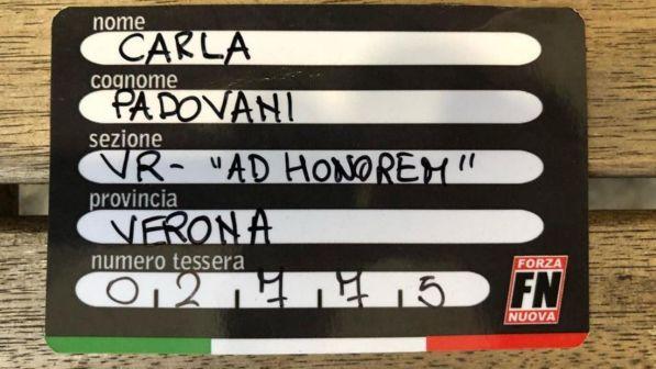 Verona, da Forza Nuova tessera onoraria alla consigliera antiabortista del Pd