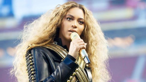 Beyoncé ha bisogno di riposo, spostato concerto per problemi alle corde vocali