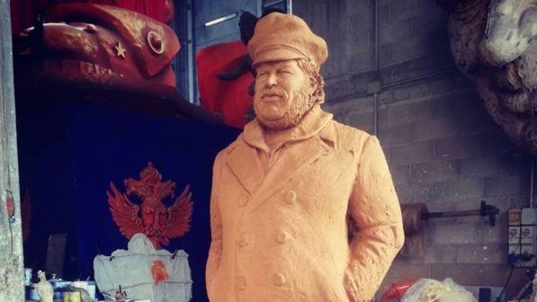 Bud Spencer, omaggi a catena: dopo la via arriva anche la statua