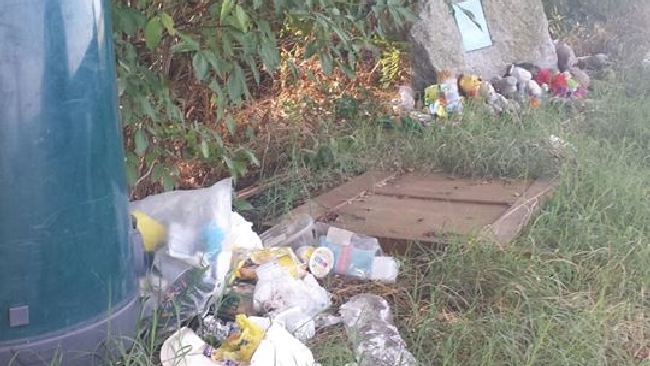 Tommaso Onofri, una discarica intorno alla sua lapide