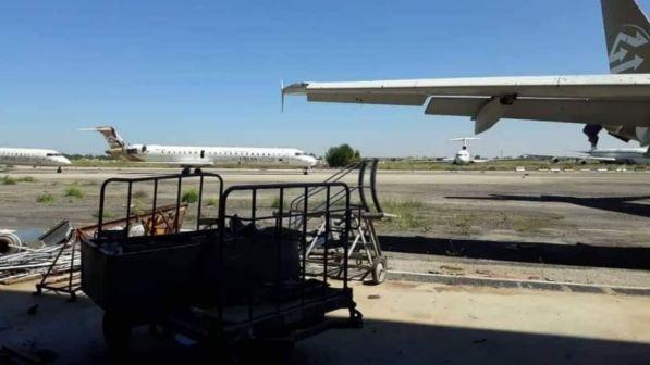 Libia, l'aeroporto Mitiga di Tripoli riapre per i voli notturni