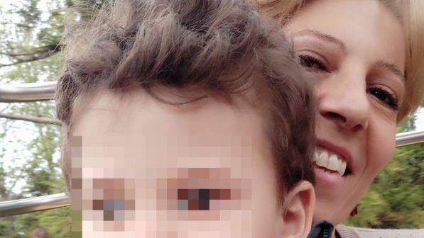 "Bimbo picchiato a morte" a Novara, la nonna: "Nessuno merita il tuo perdono"