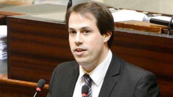 Belgio, politico belga negazionista condannato a visitare i lager per 5 anni