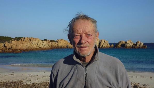 Budelli, l'ultimo abitante dell'isola non si arrende: "Sfratto? Non mi muovo"