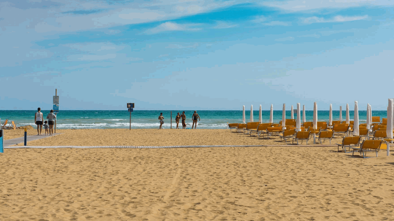 Venezia A Bibione La Prima Spiaggia In Italia Smoke Free