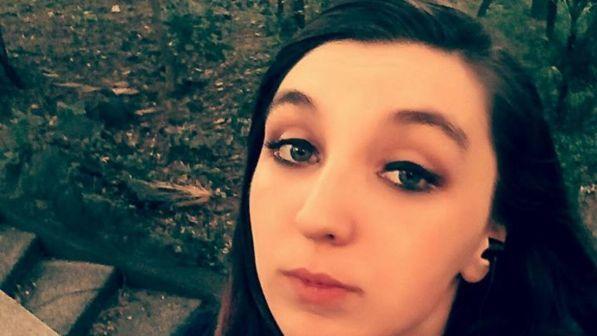 Ragazza uccisa a coltellate nel Savonese, l'ex fidanzato si costituisce