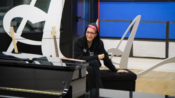Amici 15, i Bianchi festeggiano per il cd di Elodie