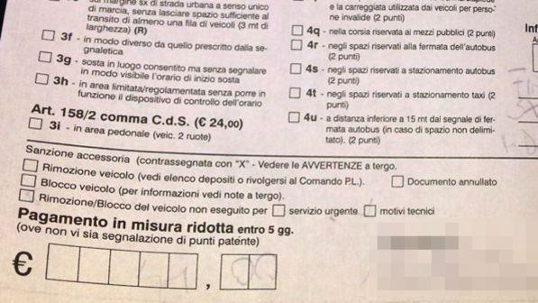 Multe, a Como gli svizzeri non pagano: debiti per 300mila euro