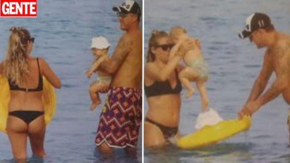 Bobo Vieri, vacanze da bomber con Costanza e Stella