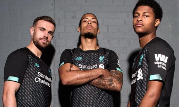 Il Liverpool ha svelato la sua terza maglia servendosi di FIFA 20