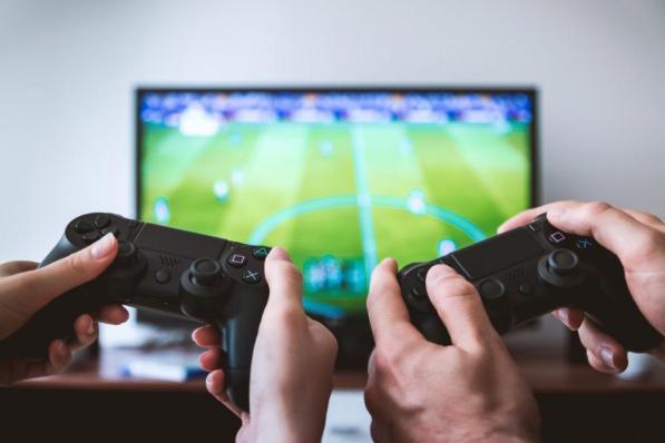 Cina, al bando le trasmissioni dei videogiochi