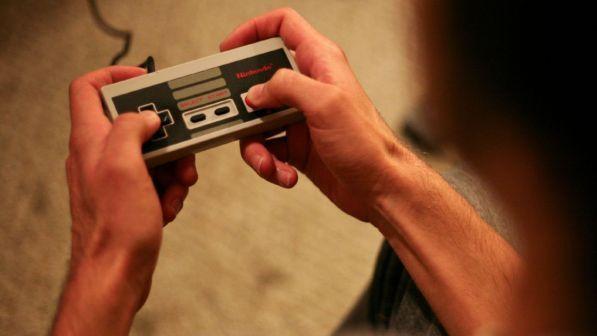 Dal NES al Nintendo 64: evoluzione dei sistemi di controllo
