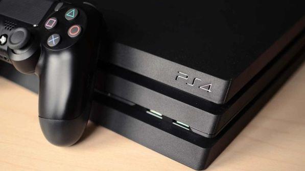 PS4 supera PS3 con due anni di anticipo