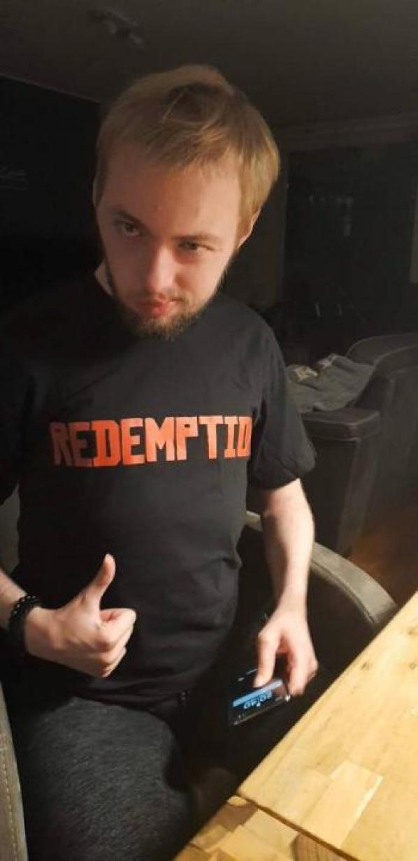 Ragazzo malato realizza il suo desiderio: giocare a Red Dead 2