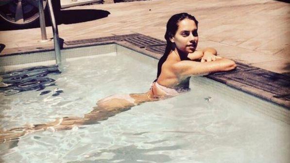Miss Italia, Carlotta tra nudi e passato tv: conto alla rovescia per verdetto su corona
