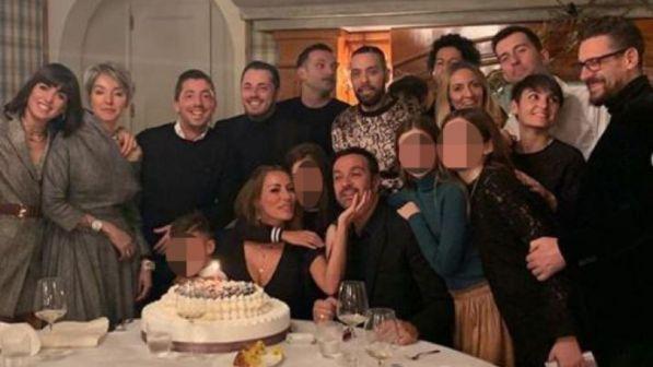 Karina Cascella festeggia 39 anni, guarda festa e regali
