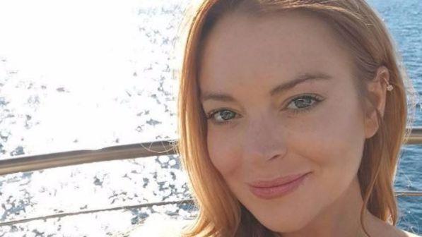 Lindsay Lohan torna in tv per un reality show sull'apertura del suo club in Grecia