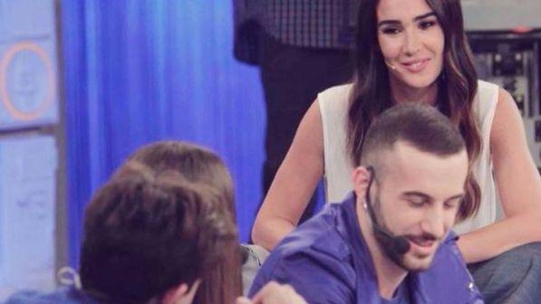 "Verissimo Speciale Amici", crossover con il talent di Maria De Filippi