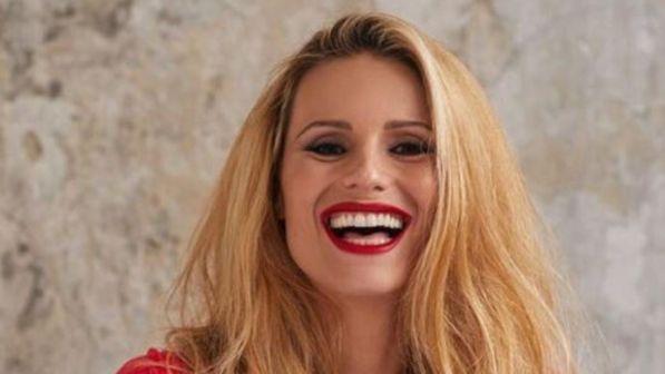 "Amici 17", Michelle Hunziker super ospite nel sesto appuntamento del serale