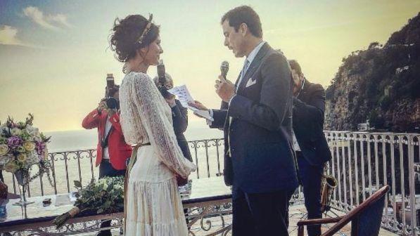 Giulia Bevilacqua si è sposata: guarda l'album delle nozze a Positano