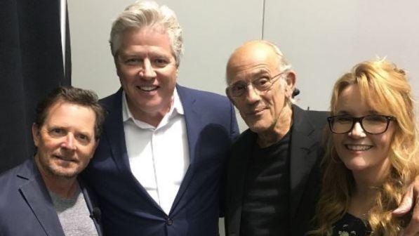 "Ritorno al futuro", il cast riunito in una foto social