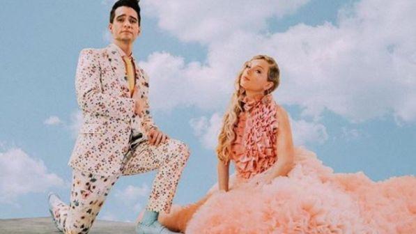 Taylor Swift, addio al dark: eccola colorata e spensierata con "ME!"