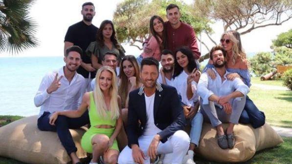 "Temptation Island 2019", si parte il 24 giugno: la prima foto di gruppo