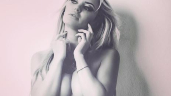 Elena Morali, bomba sexy per GQ