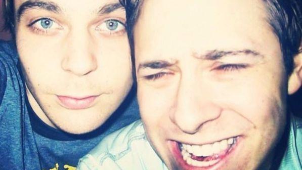 "Big Bang Theory", Jim Parsons sposa il compagno