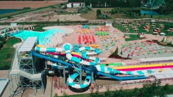 Bimbo annegato a Mirabilandia, un video interno rivela: lasciato da solo per otto minuti