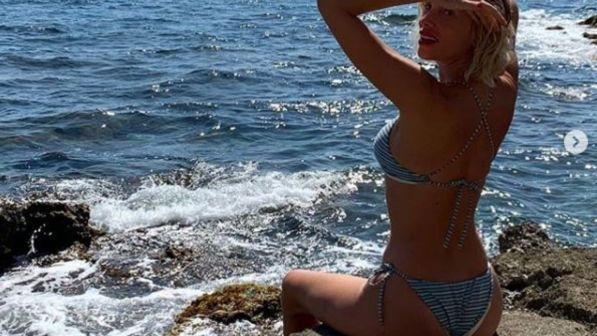 Alessia Marcuzzi beffa gli haters e mostra un fisico mozzafiato