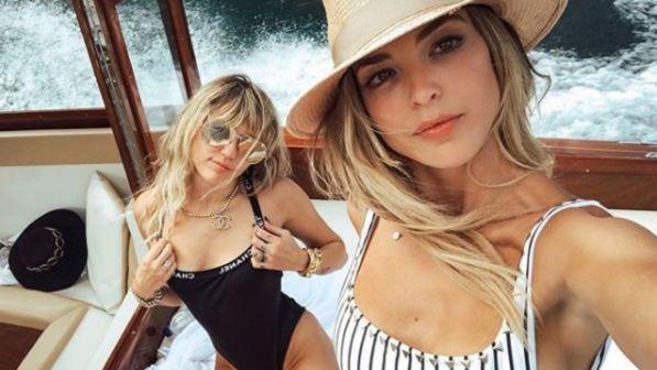 Miley Cyrus e Kaitlynn Carter fanno sul serio e vivrebbero già insieme