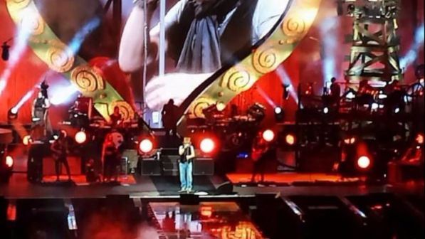 Zucchero apre trionfalmente il suo settembre all'Arena di Verona