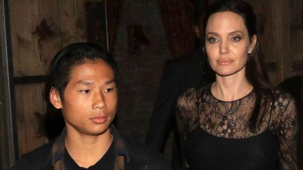 Maddox, il figlio di Angelina Jolie compie 18 anni e si iscrive all'università