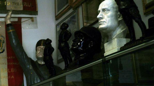 Salò, il Comune dice no alla rimozione della cittadinanza a Benito Mussolini