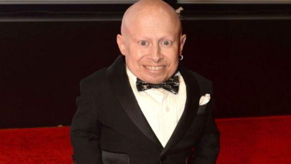 "Austin Powers", Mini Me ricoverato per avvelenamento da alcol