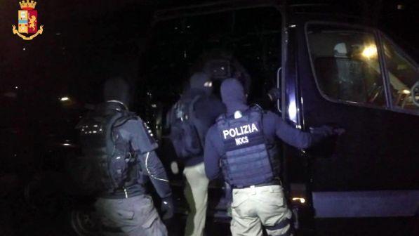 Voleva avvelenare l'acqua potabile con un topicida, arrestato in Sardegna un presunto terrorista islamico