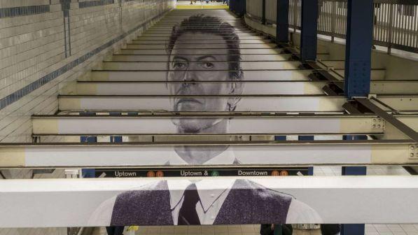 New York celebra David Bowie, installazione artistica in una stazione della metro