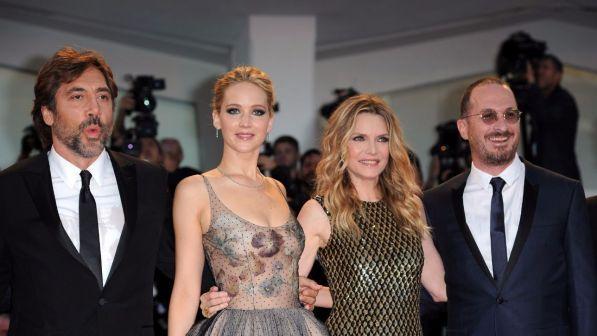 Venezia 74, dopo la notte di Jennifer Lawrence è il giorno dei Manetti Bros e di Cruz-Bardem