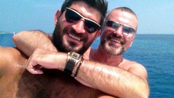 George Michael, il suo patrimonio diviso tra le sorelle e il padre: l'ex Fadi Fawaz resta a bocca asciutta